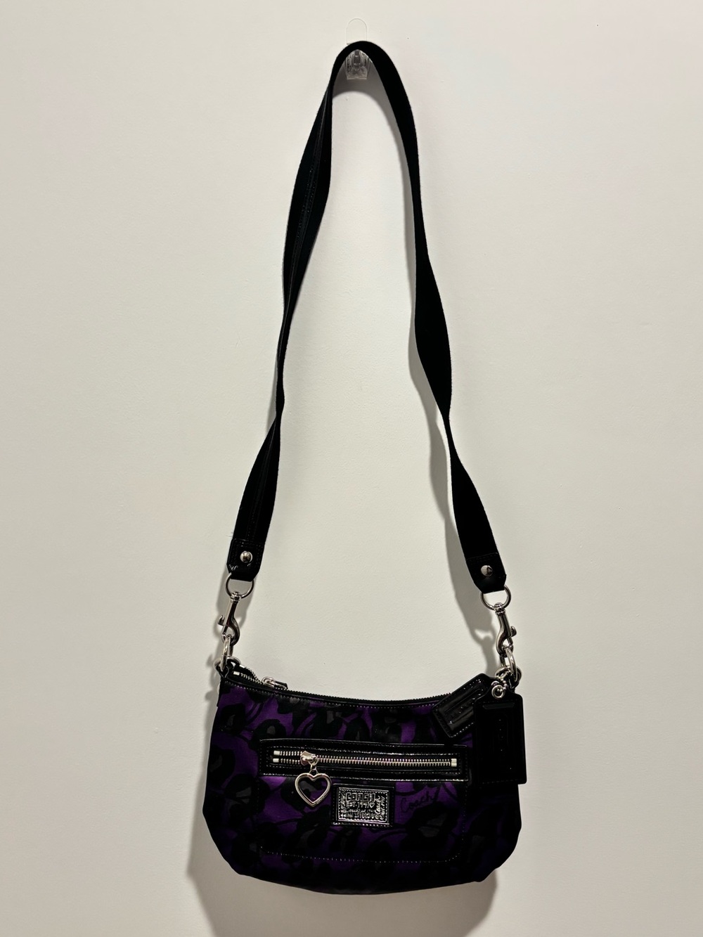 💕Coach Poppy Daisy Ocelot Purple Demi Hobo💕